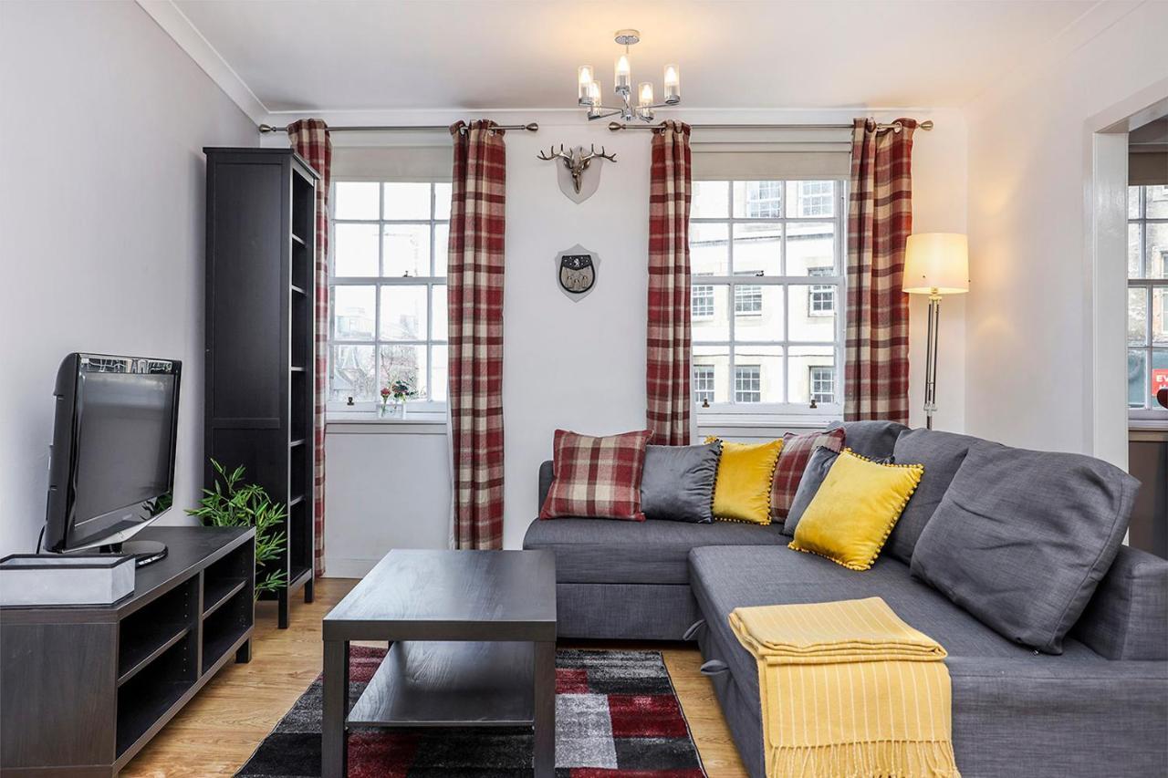 Joivy 1 Bed Flat, Heart Of Grassmarket Единбург Екстер'єр фото