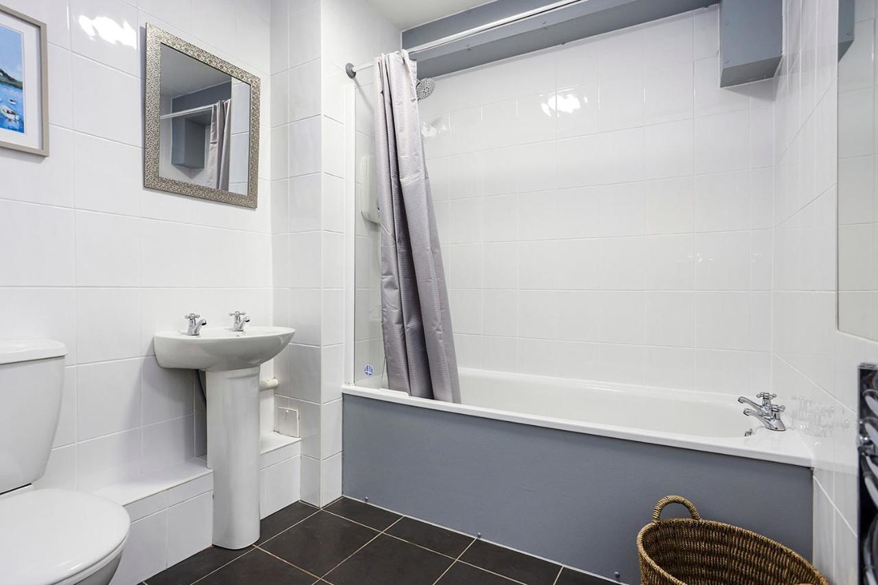 Joivy 1 Bed Flat, Heart Of Grassmarket Единбург Екстер'єр фото
