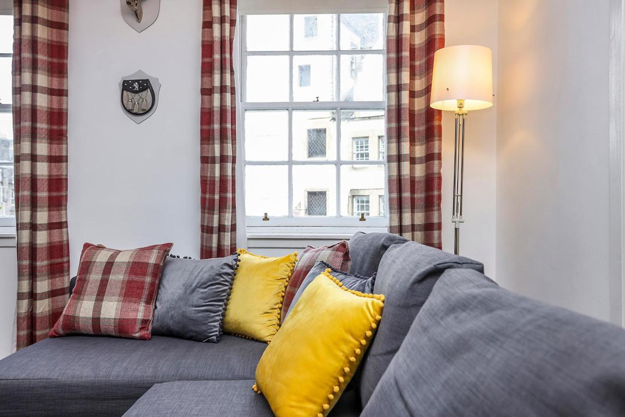 Joivy 1 Bed Flat, Heart Of Grassmarket Единбург Екстер'єр фото