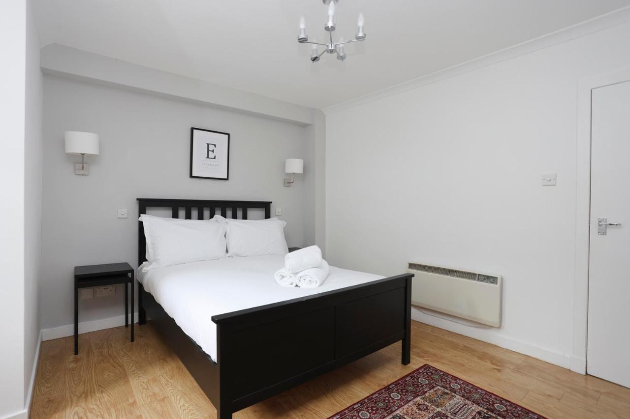 Joivy 1 Bed Flat, Heart Of Grassmarket Единбург Екстер'єр фото