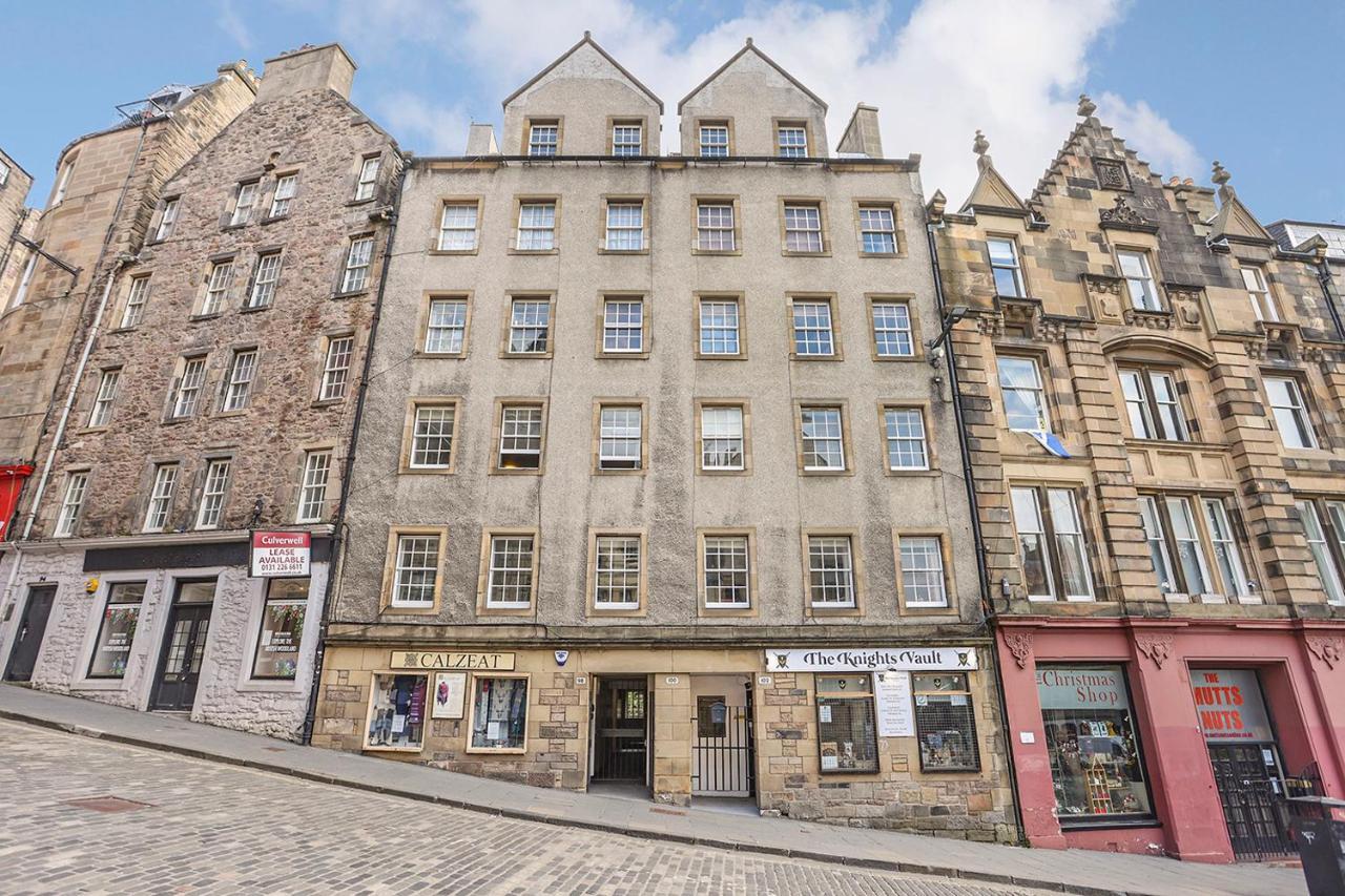 Joivy 1 Bed Flat, Heart Of Grassmarket Единбург Екстер'єр фото