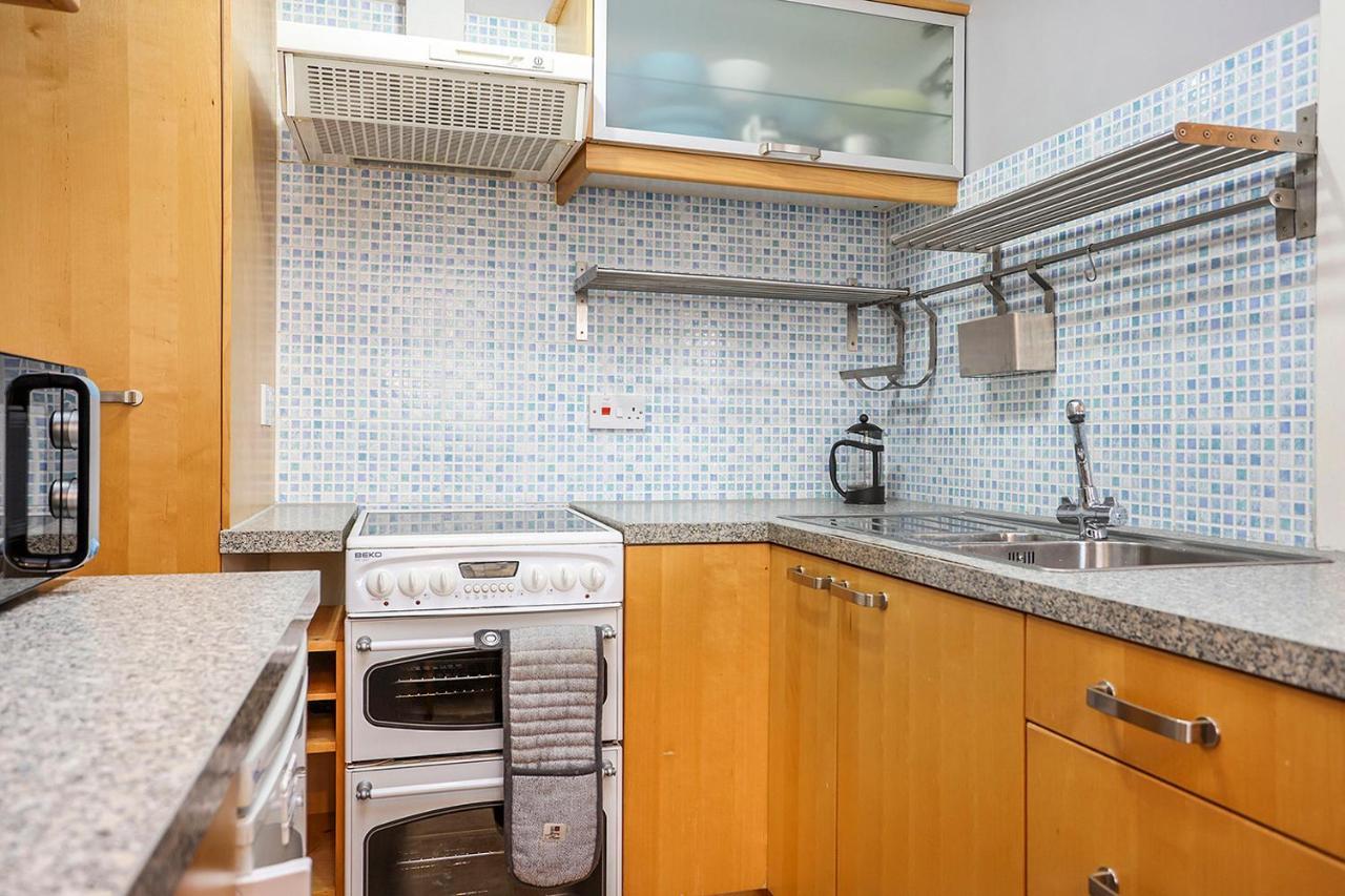 Joivy 1 Bed Flat, Heart Of Grassmarket Единбург Екстер'єр фото